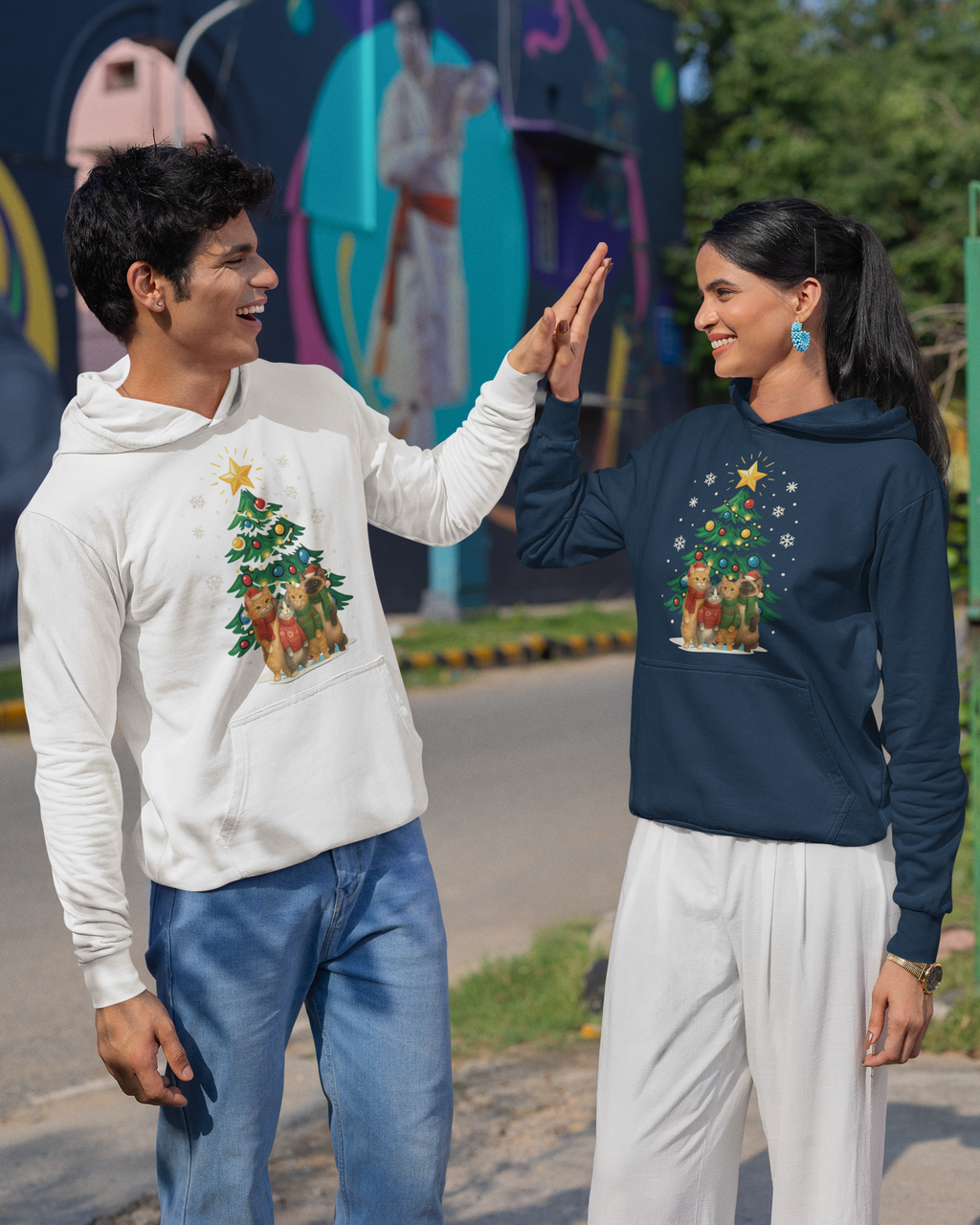 Cat's Christmas Tree